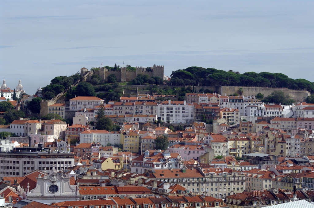 Лиссабон. В первой половине XIII века это был