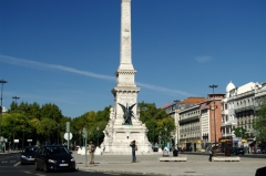 Обелиск в память о борьбе за независимость Португалии на площади Рестаурадориш.